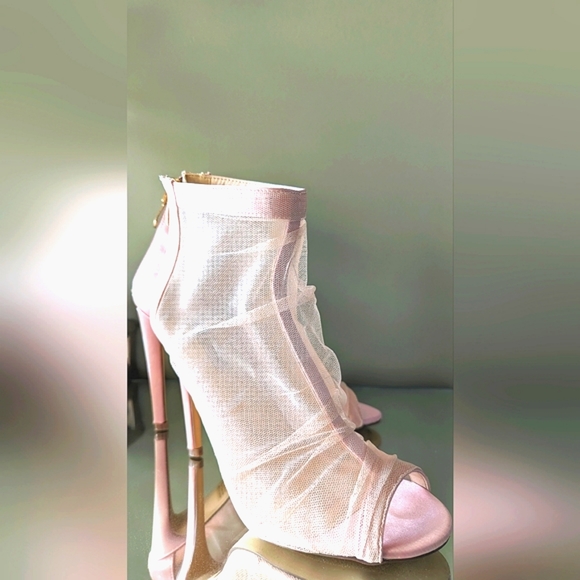 🩷Pink Bootie Stilettos NWOT🩷 - Picture 6 of 8